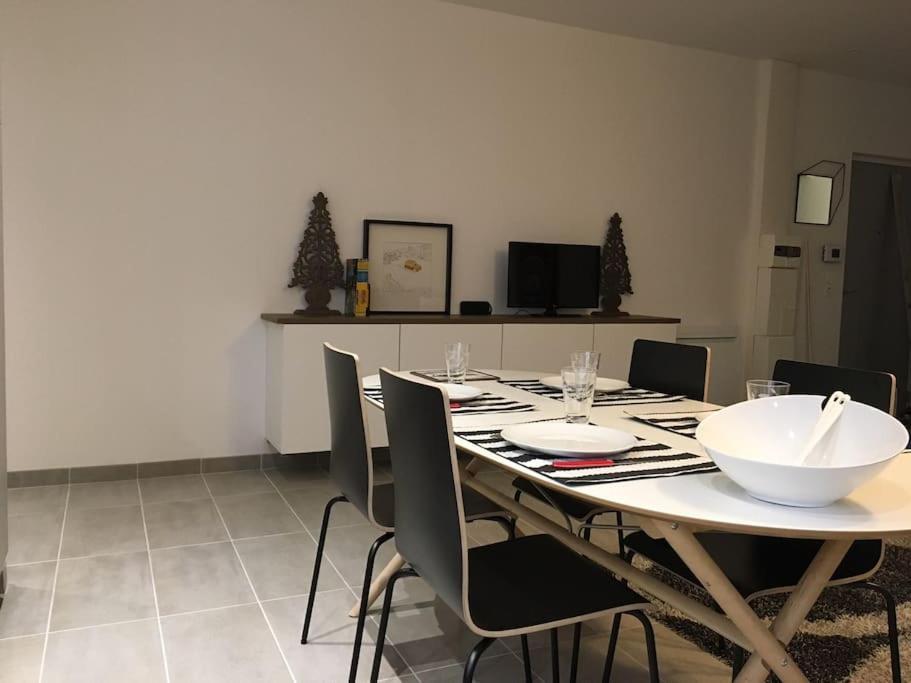 Comfortable, Cozy, Chill, Spacious, Near Cathedral Ρενς Εξωτερικό φωτογραφία
